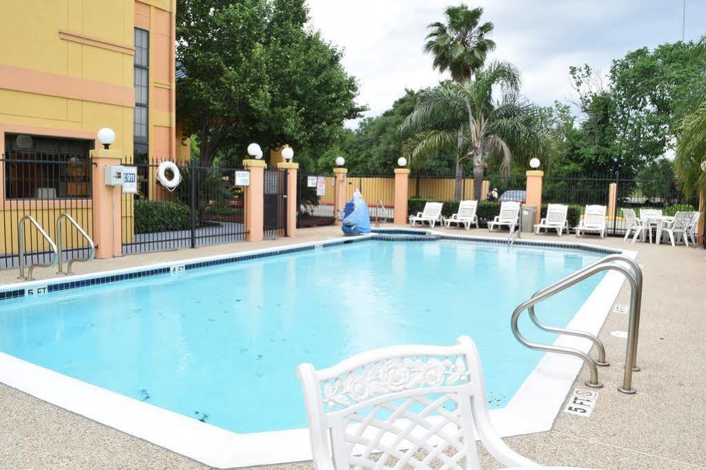 Best Western Plus Northwest Inn & Suites Houston Kültér fotó